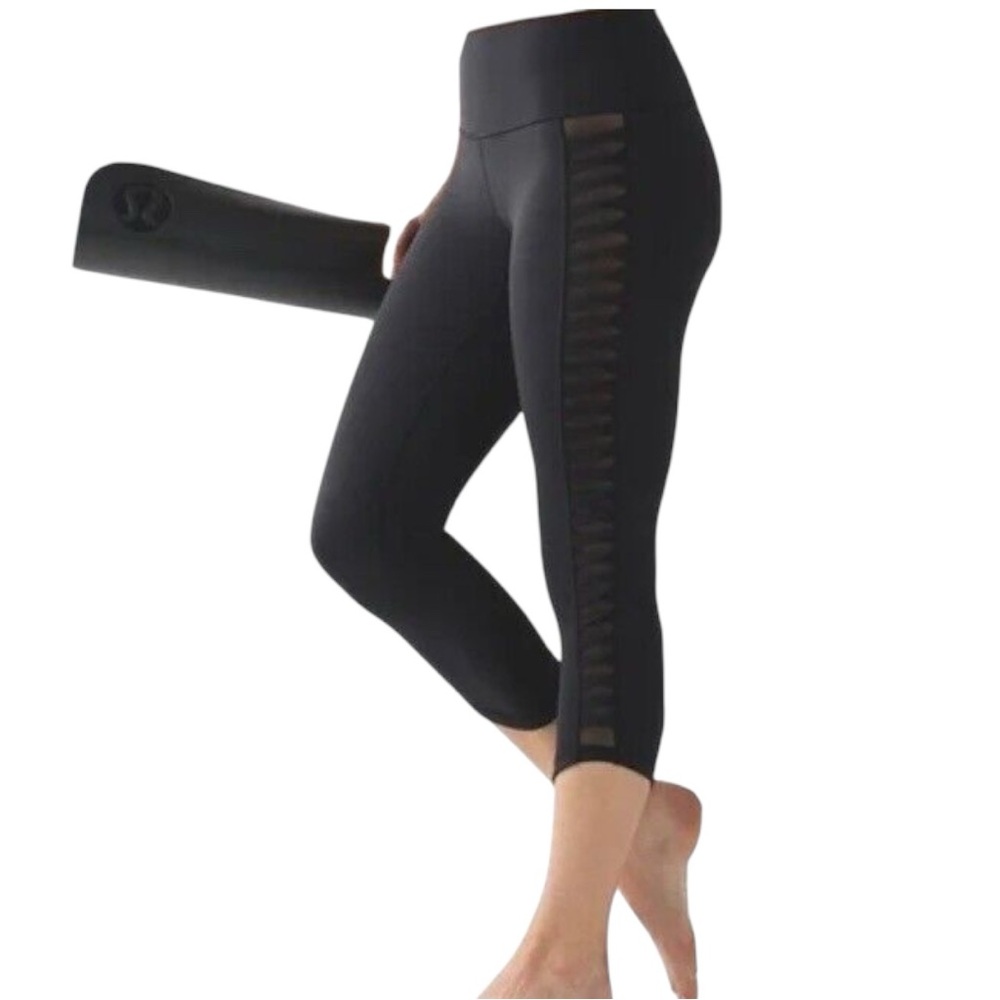 Lululemon Sunshine Salutation Black Crop Mesh Insert Leggings Size 10 EUC